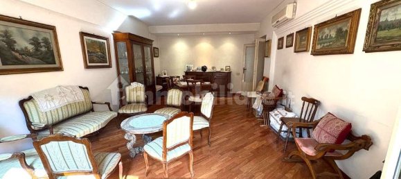 1 bedroom Apartment in Rome, Italy No. 335860 4