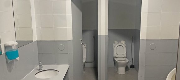 Büro in Loures, Portugal 225m², Nr. 335996 7