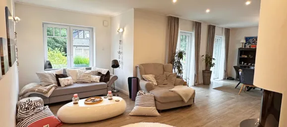 9 rooms Townhouse in Harburg, Germany No. 362895 4