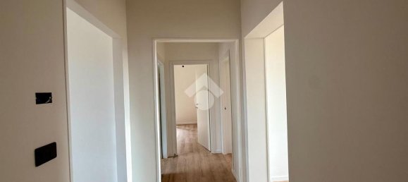 2 bedrooms Apartment in Cadeo, Italy No. 329379 10