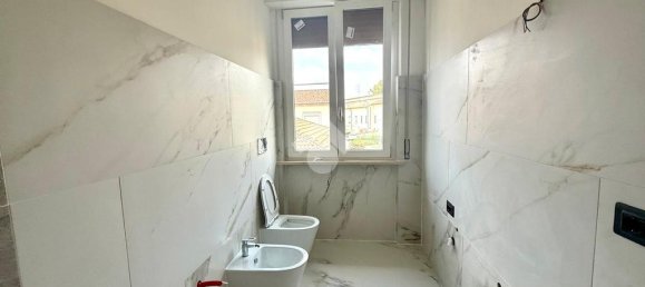 2 bedrooms Apartment in Cadeo, Italy No. 329379 13