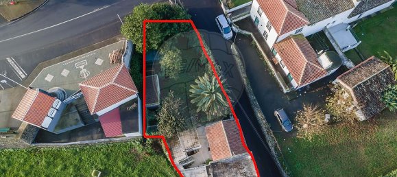 2 bedrooms House in Praia da Vitoria, Portugal No. 17695 4