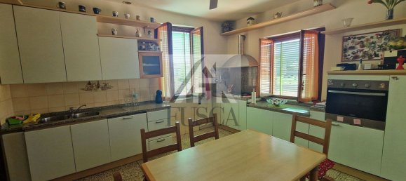 5 Schlafzimmer Wohnung in Lucca, Italy, Nr. 345722 7