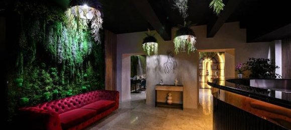 360m² Commercial property in Rome, Italy No. 333569 4