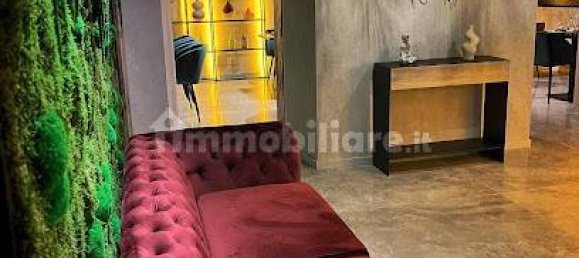 360m² Commercial property in Rome, Italy No. 333569 5