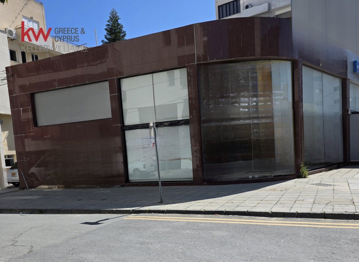  محلّ في Larnaca, قبرص 200متر مربع رقم 173427