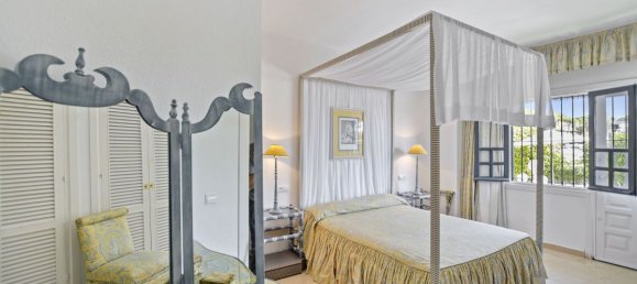 Edificio de 4 dormitorios en Cabopino, Spain No. 2950 15