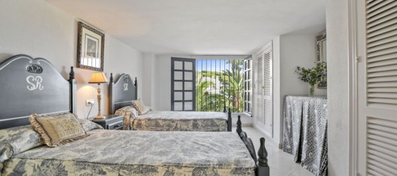 Edificio de 4 dormitorios en Cabopino, Spain No. 2950 18