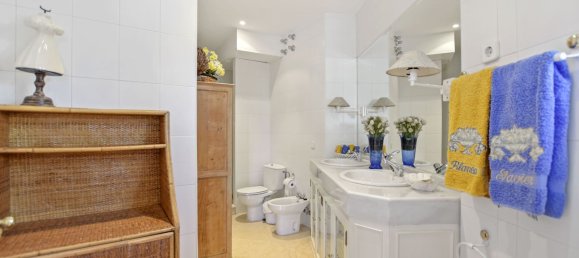 Edificio de 4 dormitorios en Cabopino, Spain No. 2950 16