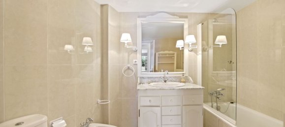 Edificio de 4 dormitorios en Cabopino, Spain No. 2950 22