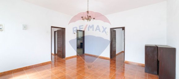 3 bedrooms House in Porto de Mos, Portugal No. 27100 10