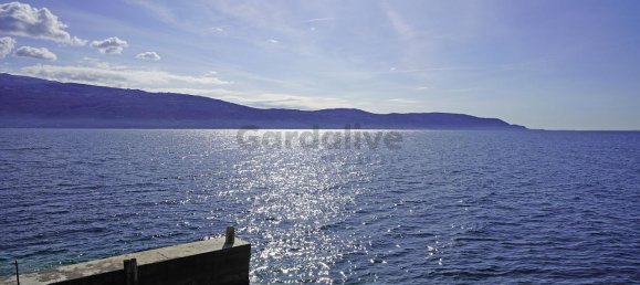 3 rooms Apartment in Toscolano Maderno, Italy No. 236638 8