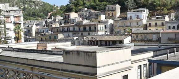 Edifício de 7 divisões em Modica, Italy N.º 231743 30