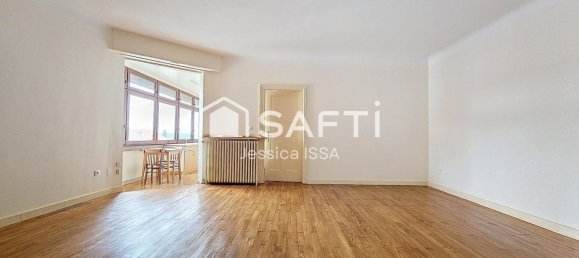 Gebäude in L'Hopital, France 380m², Nr. 152862 6