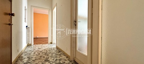 Apartamento de 4 divisões em Biella, Italy N.º 38791 14