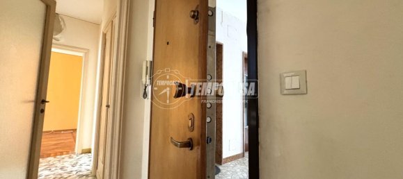 Apartamento de 4 divisões em Biella, Italy N.º 38791 15