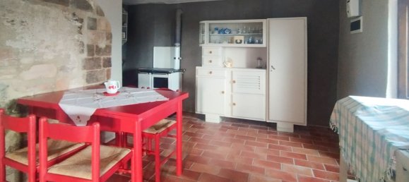 Дом с 5 комнатами в Помаранче, Италия № 46297 16