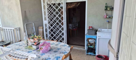 3 rooms Apartment in Rome, Italy No. 16034 10