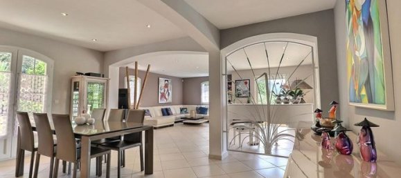 4 bedrooms Villa in Brignoles, France No. 286887 3