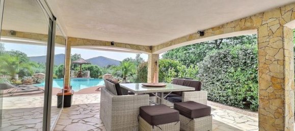 4 bedrooms Villa in Brignoles, France No. 286887 10