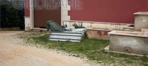 4-Zimmer Haus in Castellana Grotte, Italy, Nr. 275984 8