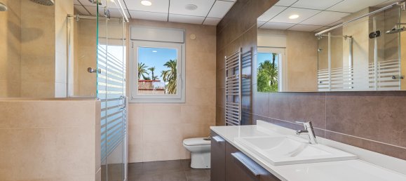 5 Schlafzimmer Haus in Alicante, Spain, Nr. 159946 44