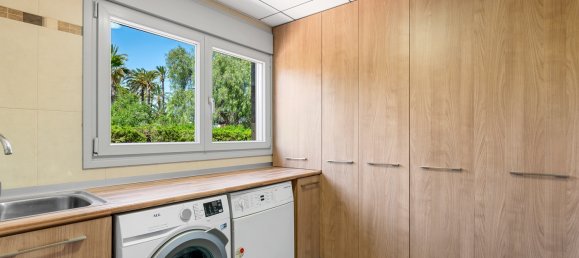 5 Schlafzimmer Haus in Alicante, Spain, Nr. 159946 21