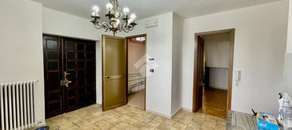 6غرفة فيلا في Colleretto Castelnuovo, Italy رقم 22284 29