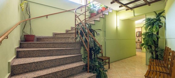 315m² Commercial property in Rio Tinto, Portugal No. 60065 8