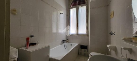 Apartamento de 4 dormitorios en Bergamo, Italy No. 370122 19