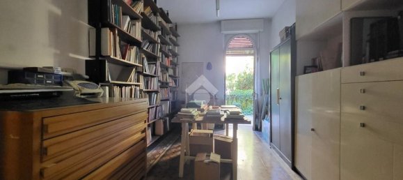 Apartamento de 4 dormitorios en Bergamo, Italy No. 370122 20