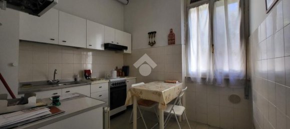 Apartamento de 4 dormitorios en Bergamo, Italy No. 370122 40