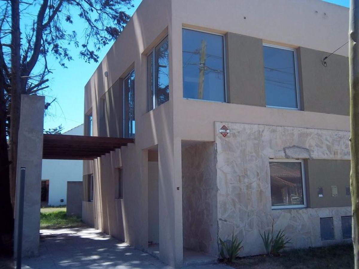 2 bedrooms Apartment in Mar del Plata, Argentina No. 96864