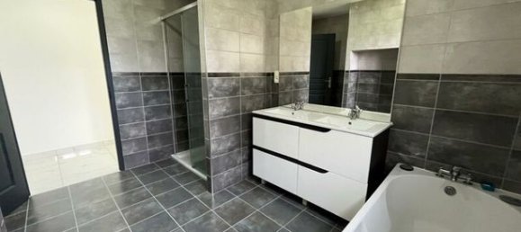 3 Schlafzimmer Haus in Castelsarrasin, France, Nr. 304265 7