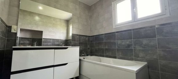 3 Schlafzimmer Haus in Castelsarrasin, France, Nr. 304265 6