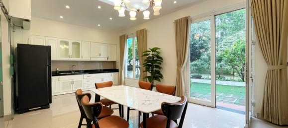 5 bedrooms Villa in Long Bien, Vietnam No. 564 6