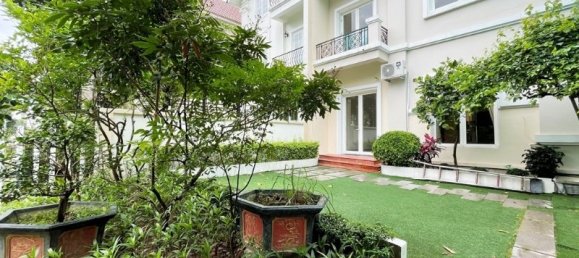 5 bedrooms Villa in Long Bien, Vietnam No. 564 15