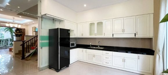 5 bedrooms Villa in Long Bien, Vietnam No. 564 7