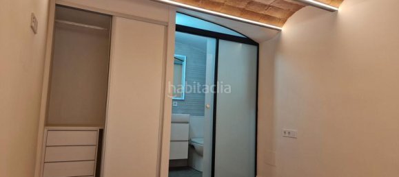 1 bedroom Apartment in Ciutat Vella, Spain No. 161037 5