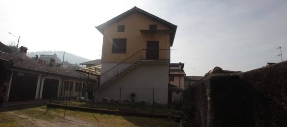 2 bedrooms House in Colle Brianza, Italy No. 381233 7