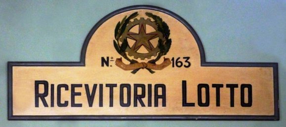 4-Zimmer Gewerbliche Immobilie in Genoa, Italy, Nr. 71076 9