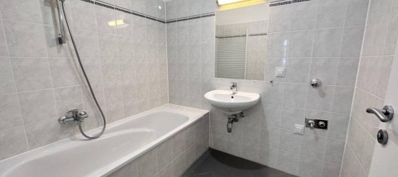 2 rooms Apartment in Hernals, Austria No. 233894 6