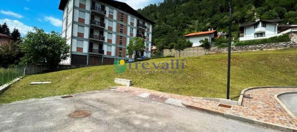 Земельный участок с 1 комнатой в Мале, Италия № 51234 3