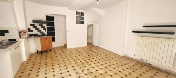 2 bedrooms House in Etampes, France No. 291212 2