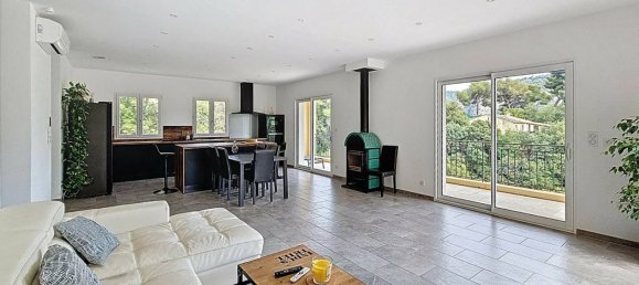 Дом с 4 спальнями в Карро, Франция № 291157 5