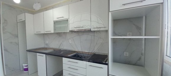 4 bedrooms Apartment in Almada, Portugal No. 87354 36