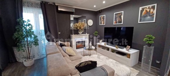 2 bedrooms Apartment in Verres, Italy No. 84325 8