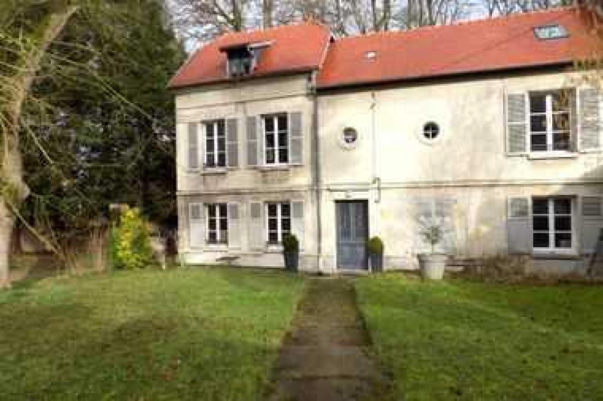 4 bedrooms House in Soissons, France No. 10385