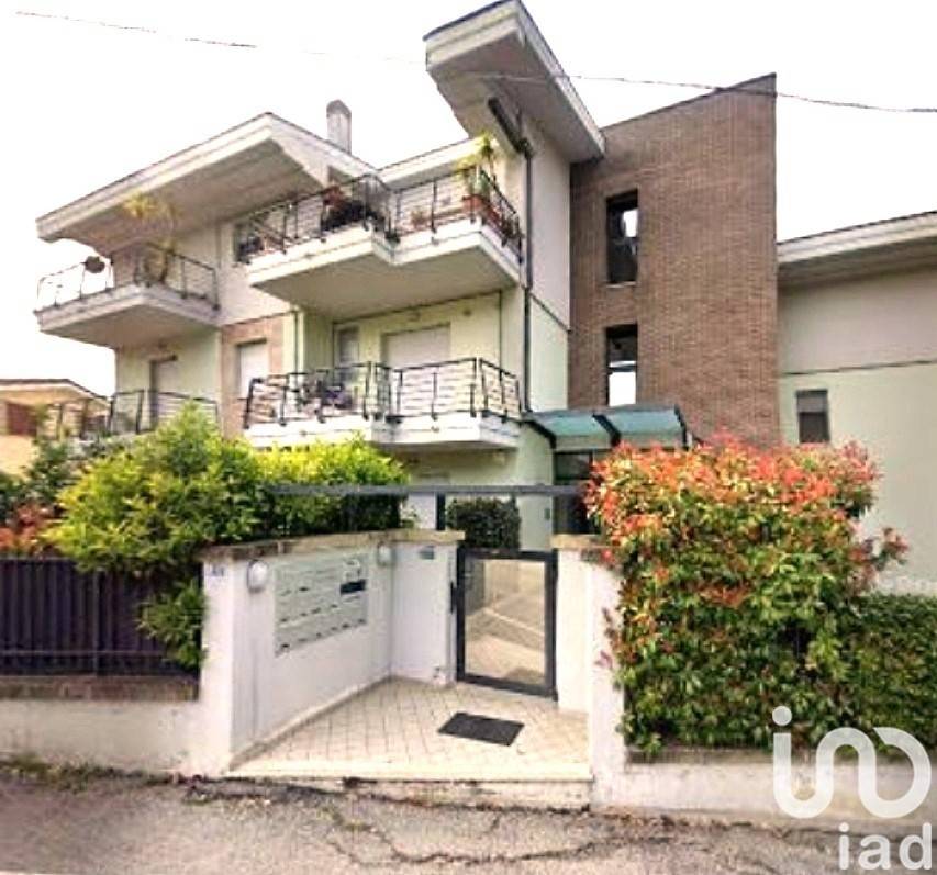 2 غرف نوم شقة في San Giovanni Teatino, Italy رقم 269796