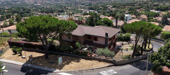 8 rooms Villa in Trecastagni, Italy No. 284280 7